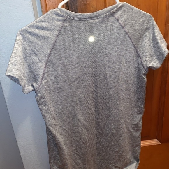 Lululemon Swiftly Tech Tee - Picture 3 of 3